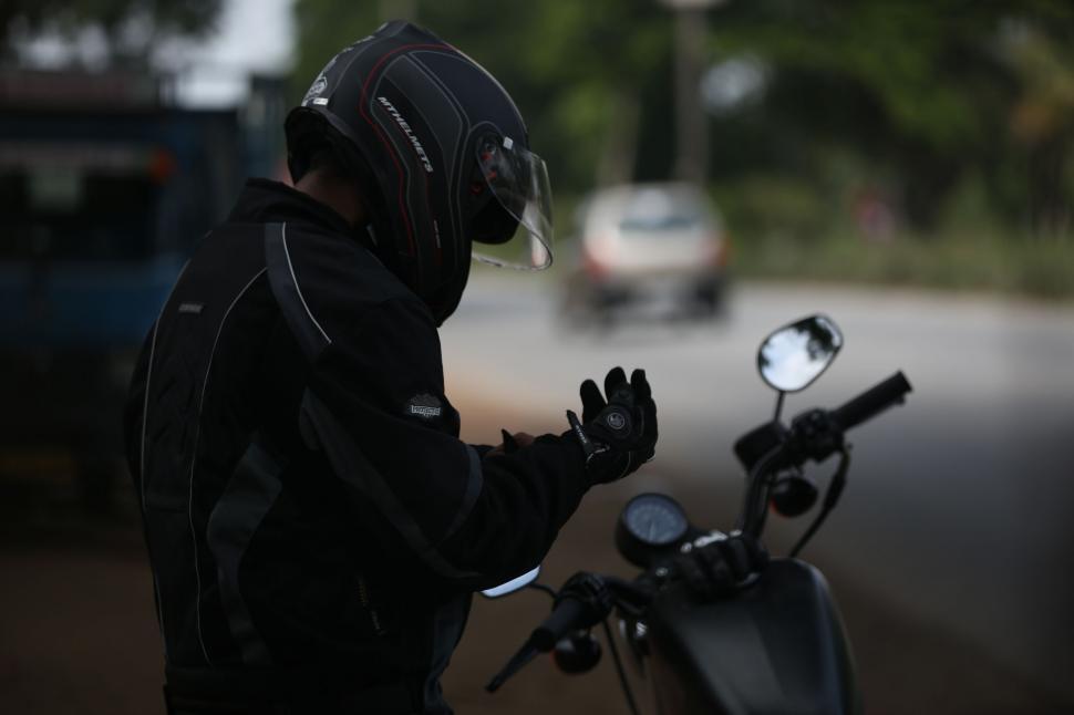 Lee más sobre el artículo Los mejores guantes de invierno para moto